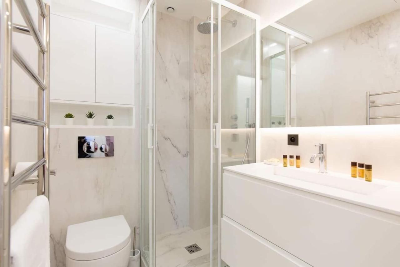 Magnificent Renovated 4-Room Apartment - Croisette Carre D'Or Cannes Bagian luar foto